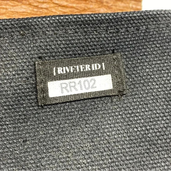 R.Riveter RR102 American military handmade in USA crossbody - Picture 7 of 8